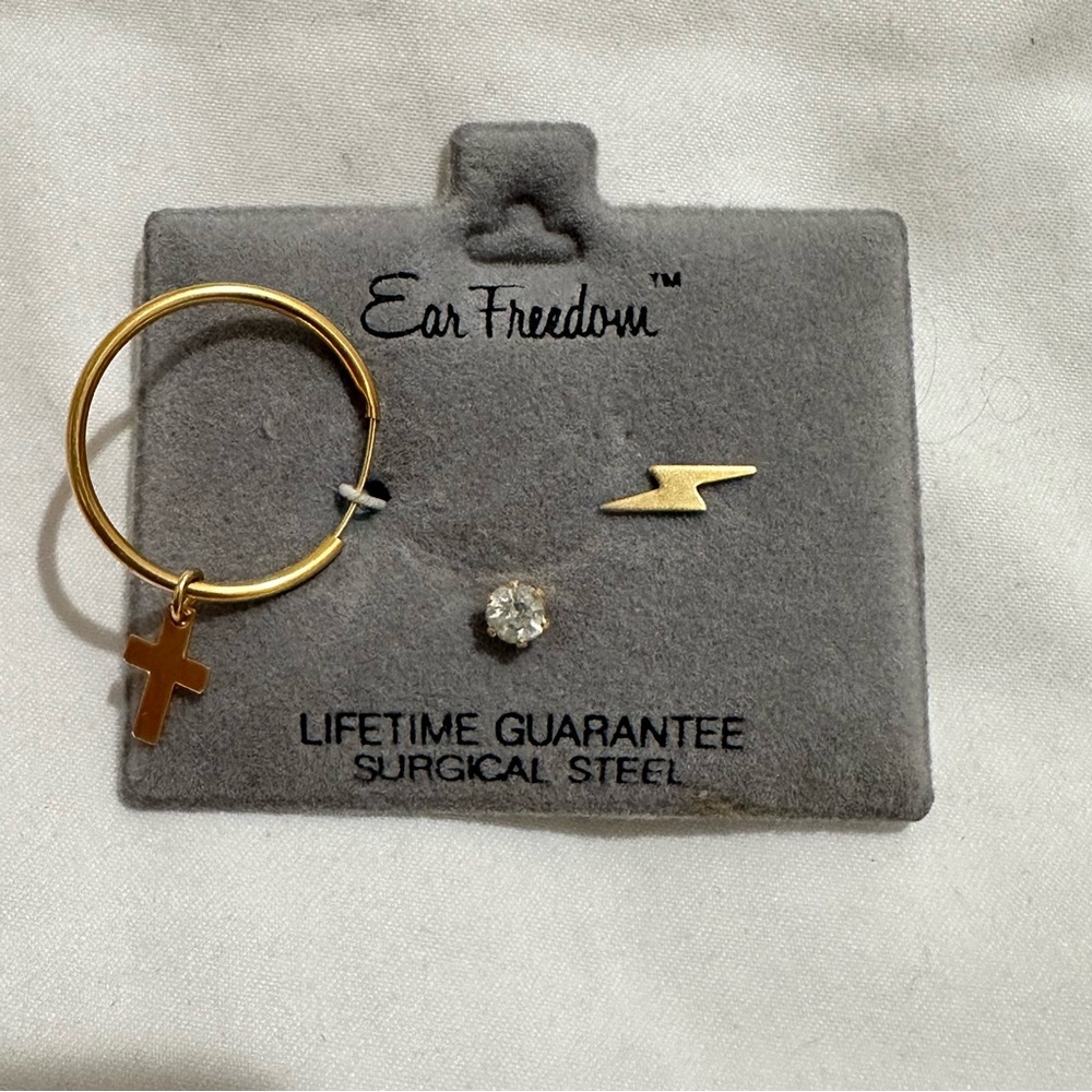 Ear Freedom Vintage 1980s Earrings